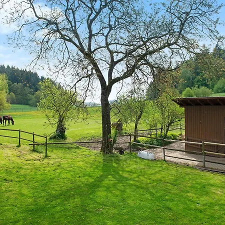 Appartement Farm100 *